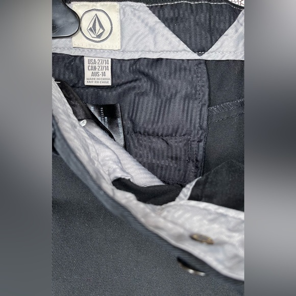 Volcom Chino Shorts 27/14 - Picture 3 of 5